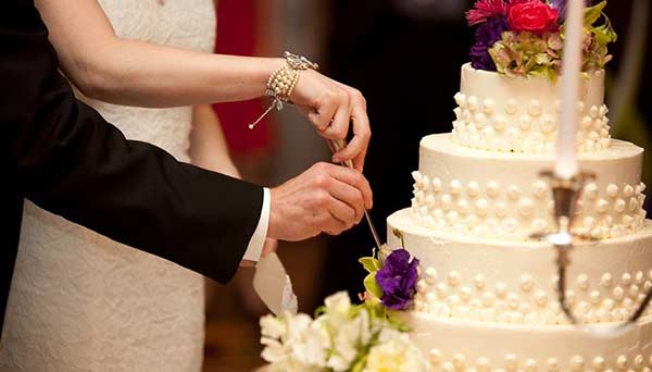 wedding cake cost