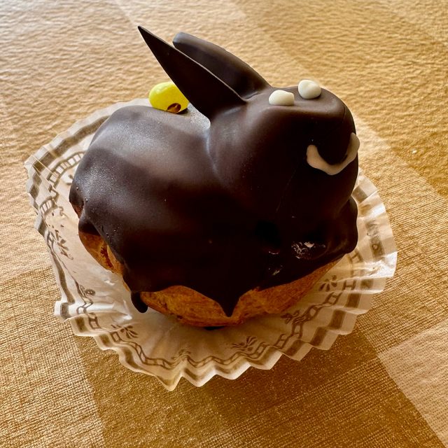 Easter Chocolate Eclair Bunny